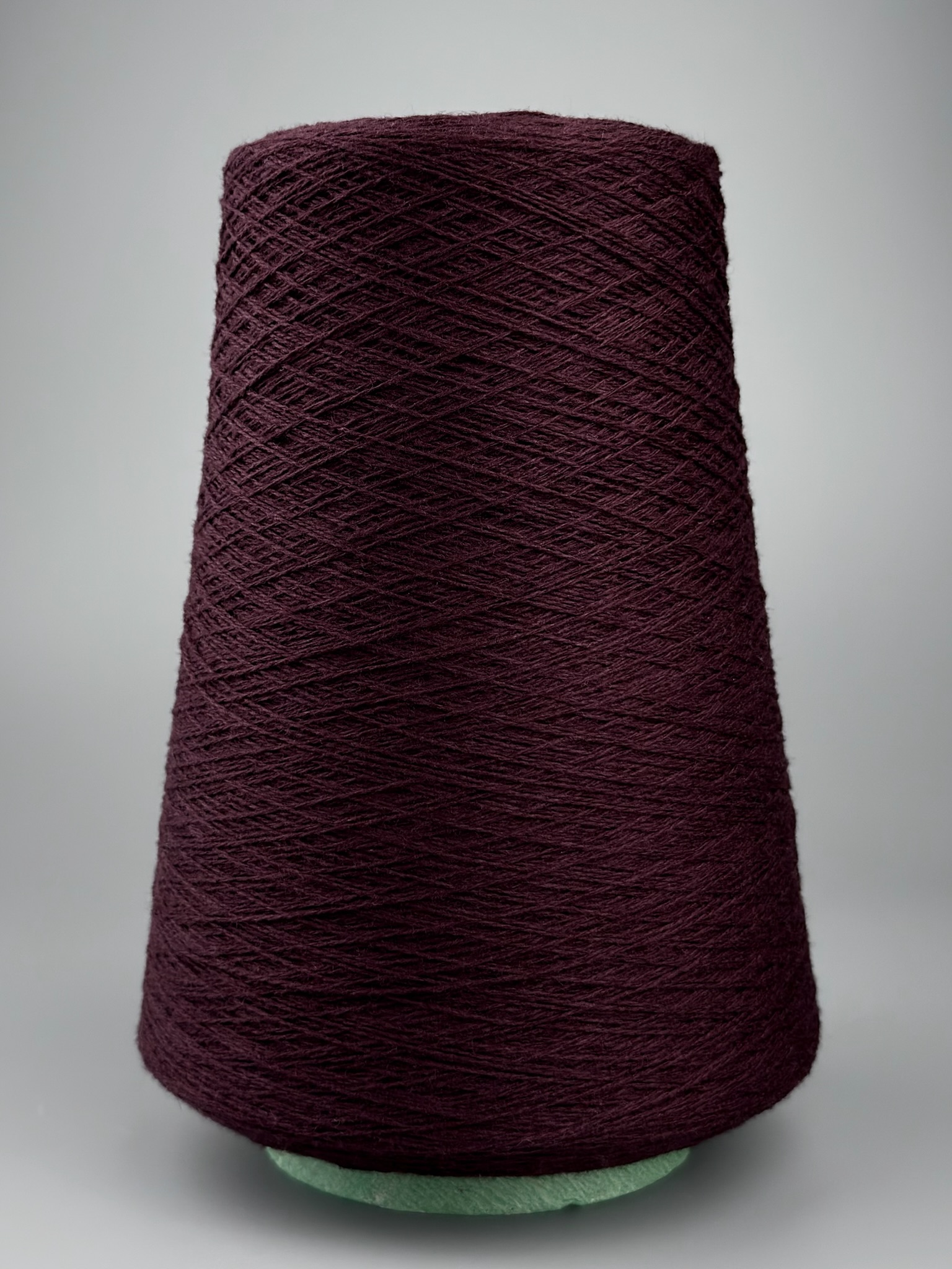 Loro Piana Lana Cash Nm 2/18 – Fil 90% Laine Mérinos 10% Cachemire col. Prune foncé photo 2
